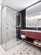 Hotel Golden Queen
