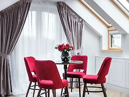 Hotel Golden Queen