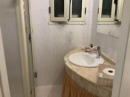Lo Studiolo Apartment