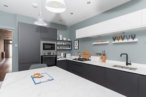 Beautiful & Bright 2BD Flat - Haymarket