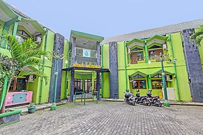 SPOT ON 91471 Syariah Wisma Uin Walisongo