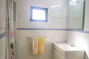 Casa do Rosa - Sleeps 6 - Parking - Wifi