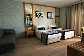 Calido Maris Hotel