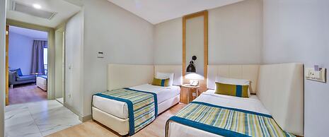 Calido Maris Hotel