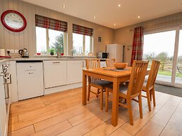Holly Lodge