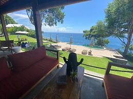 Bali Cliff Glamping