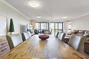 Riverdance Apt 14