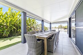 YALLA24-LUXURY RESORT STYLE HOLIDAY HOME