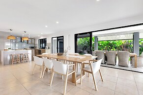 YALLA24-LUXURY RESORT STYLE HOLIDAY HOME