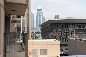 Lux BnB I Standpoint Tower I Opera View