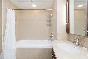 Lux BnB I Standpoint Tower I Opera View