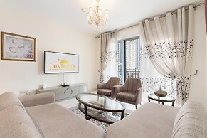 Lux BnB I Standpoint Tower I Opera View