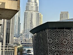 Lux BnB I Standpoint Tower I Opera View