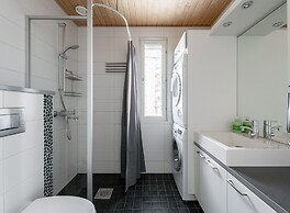 Modern 1BR Apt next to Lake Pyhäjärvi