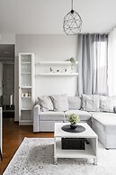 Modern 1BR Apt next to Lake Pyhäjärvi