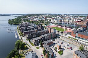 Modern 1BR Apt next to Lake Pyhäjärvi