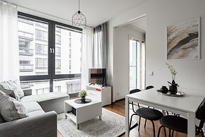 Modern 1BR Apt next to Lake Pyhäjärvi