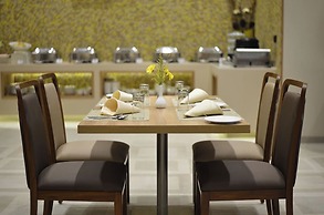 Click Hotel Bhuj
