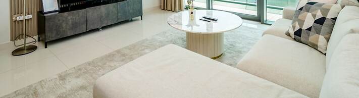Homesgetaway- 2BR in Beach Vista Tower 2