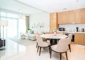 Homesgetaway- 2BR in Beach Vista Tower 2