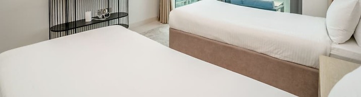 Homesgetaway- 2BR in Beach Vista Tower 2