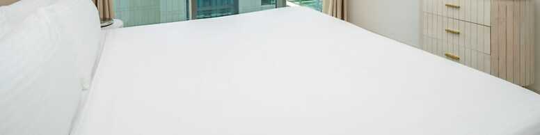 Homesgetaway- 2BR in Beach Vista Tower 2