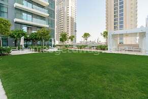 Homesgetaway- 2BR in Beach Vista Tower 2