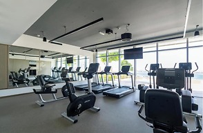 Homesgetaway- 2BR in Beach Vista Tower 2