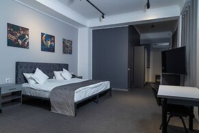THE TIME HOTEL