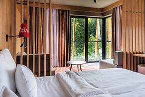 Hotel Nomad