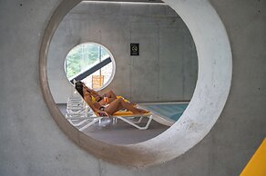 Hotel Nomad