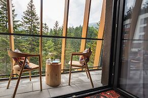 Hotel Nomad