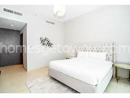 Homesgetaway-3BR Apt. in Downtown Views