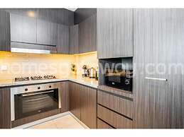Homesgetaway-3BR Apt. in Downtown Views