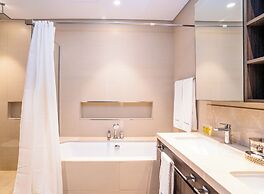 Homesgetaway- Cozy 3BR in Downtown Views