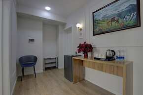 Aisha Hotel