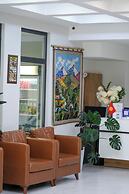 Aisha Hotel