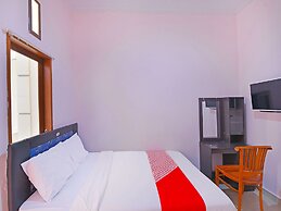 Hotel O Sandat Guest House