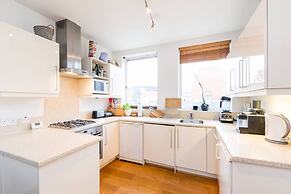 Sloane Square Luxury Flat 4 Guests