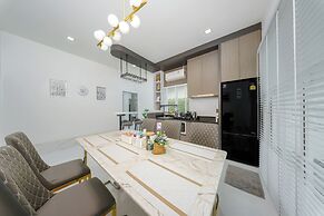 Lark Pool Villa Krabi