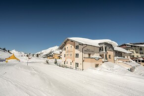 Hotel Zehnerkar & Hotel Obertauern