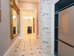 Ismay Dining Room Suite - Titanic Interest Beach View