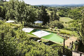 Luxury, Sustainability and Eco Pool