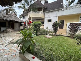 Diani Dream House - 4 Bedroom