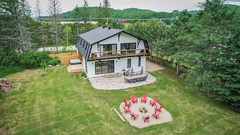 Station Farmhouse Tremblant