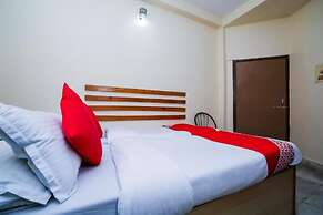 Uttam Guest House