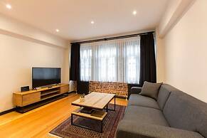 Olympia Flats by Oval