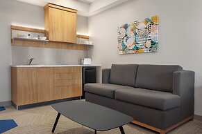 Microtel by Wyndham Lachute