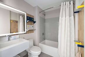 Microtel by Wyndham Lachute
