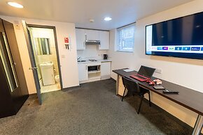 100 Dale Road Studios in Guest House